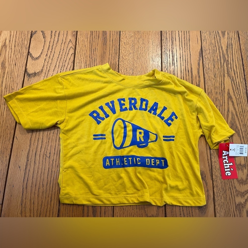 girls crop top tee Riverdale Athletic Dept size 6/6x Archie comics NWT Yellow